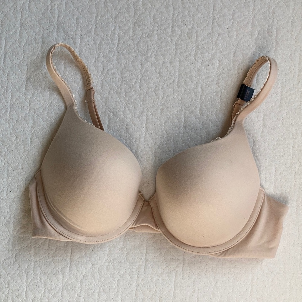 Victoria’s Secret nude padded bra comfy size 34C